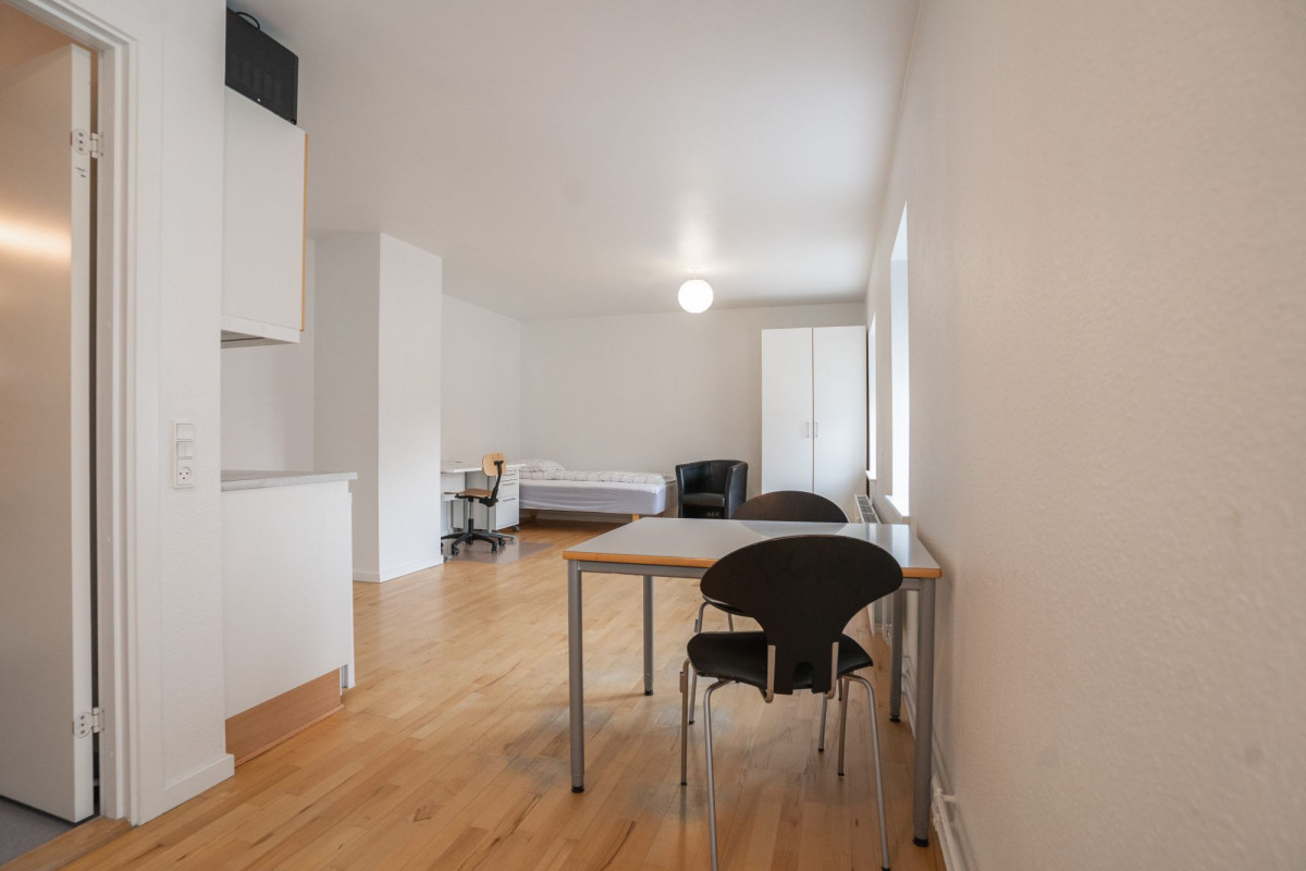 Studio 01